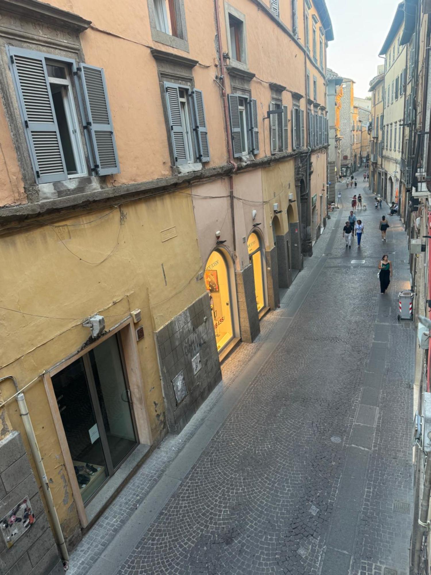 Antica Residenza Del Corso Viterbo Appartamento Vittorio Emanuele Extérieur photo